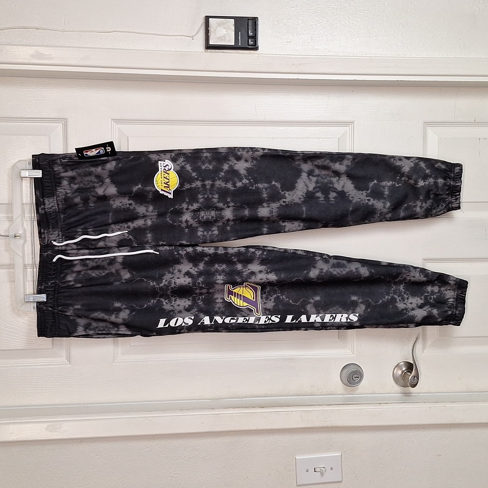 OFFICIAL NBA GEAR ! Black wash Tie Dye Lakers Sweatpants New Men size Large